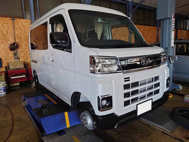 関市　ブレーキパッド交換・ブレーキローター交換　ダイハツ アトレー｜整備