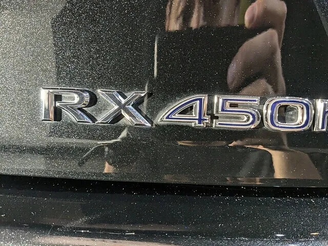 車の隙間等の汚れやくすみ 改善できます