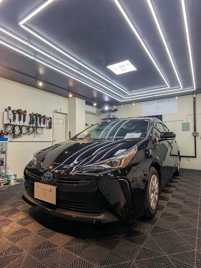 沖縄県　那覇市　プリウス　ガラスコーティング