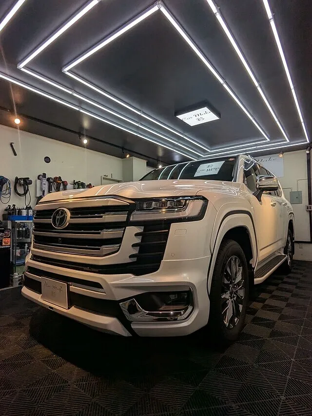 沖縄県 那覇市 ランクル300 セラミックコーティング