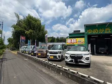 ワールド　ゆめが丘カーセンター外観