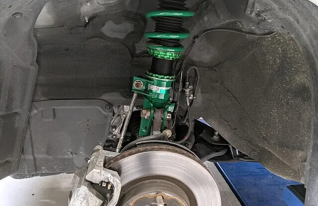 ハリアー 車高調取り替え トヨタ TEIN 北九州 ワイズ