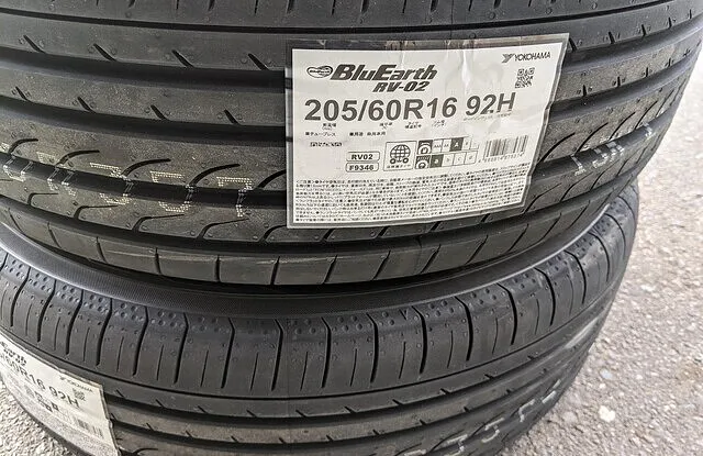 あみり Front Left Door Lower Weatherstrip 2016 Nissan Murano 80839