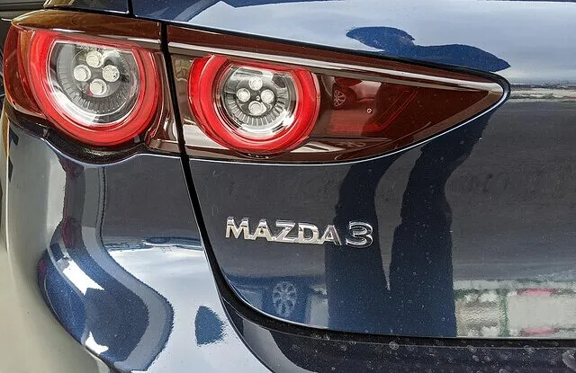 bp5p MAZDA3ドライブレコーダー取り付け 駐車監視 持ち込み パーツ 北九州