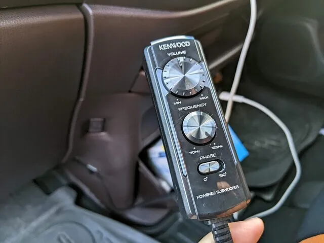 JH1 N-WGN サブウーファー取り付け 商品持ち込み 福岡 北九州 北九州市