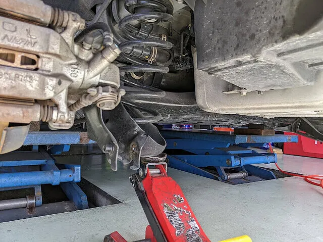 ZF2 CR-Z ショック スプリング交換 アライメント調整 北九州市 ZF2 CR-Z ショック スプリング交換 アライメント調整 北九州市