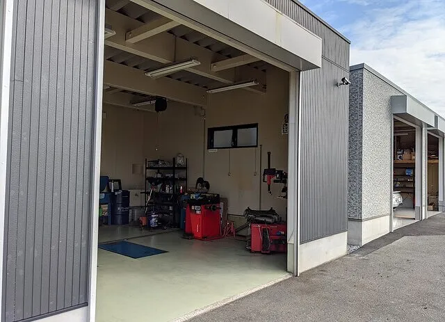 会社案内 北九州市小倉南区 ワイズガレージ