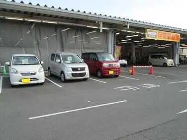 イオンさくら店　車検センター外観