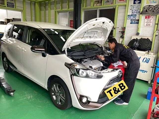 トヨタ シエンタ バッテリー交換│岐阜県瑞穂市