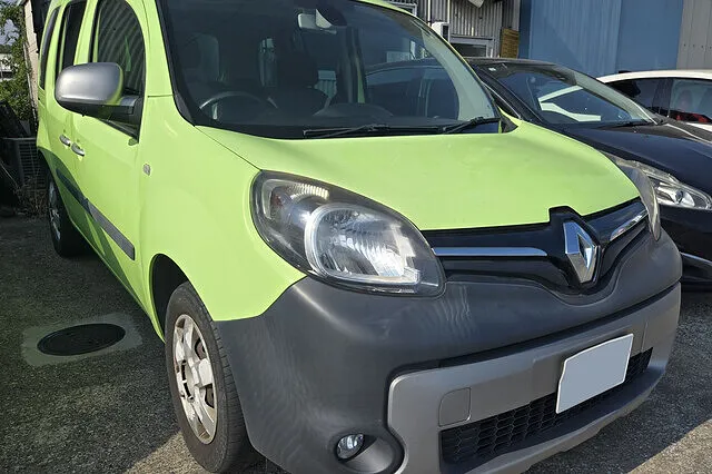 豊橋市　エンジン修理　エンジンがかからない　ルノー カングー　燃料ポンプ交換｜車修理