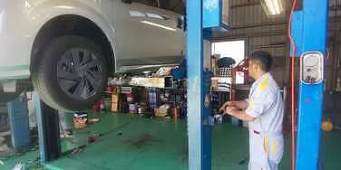 カードックセンターキノ外観