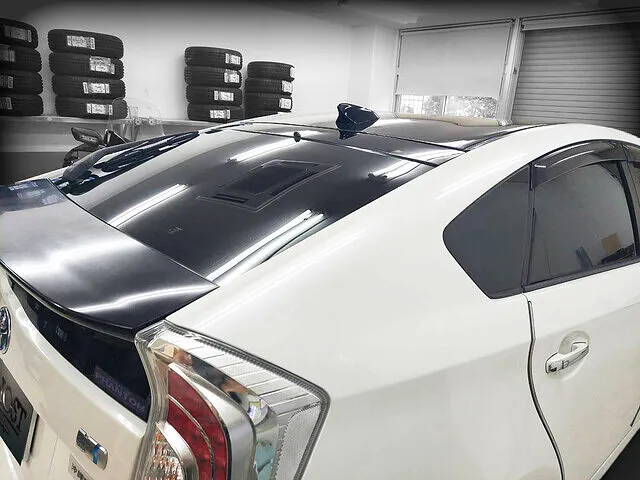 沖縄県豊見城市】トヨタ プリウス カーフィルム