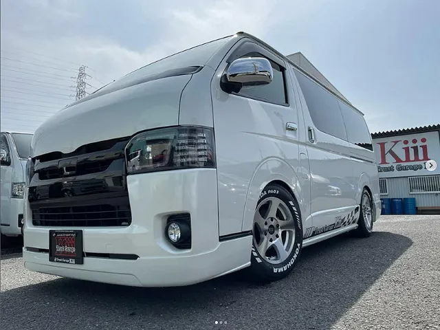 摂津市・ハイエース・オリジナルナンバーフレーム
