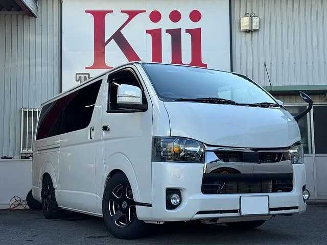 摂津市ハイエース・リアエアコンコントローラーとセンターコンソール