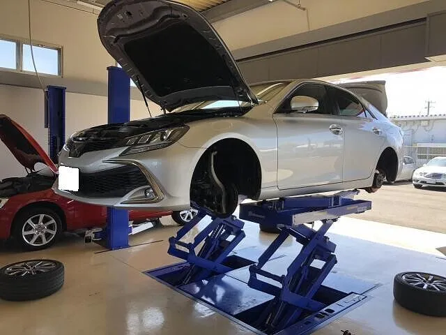 トヨタ マークX GRスポーツサス/ショック取付