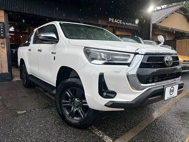 TOYOTA　ハイラックス