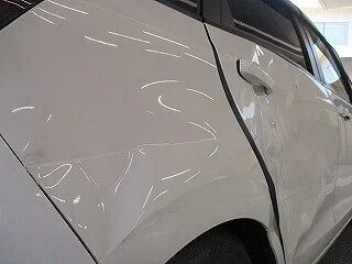 生駒市　フィット　右リア溶接修理