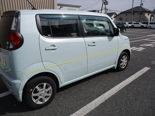 生駒市モコ右側面修理