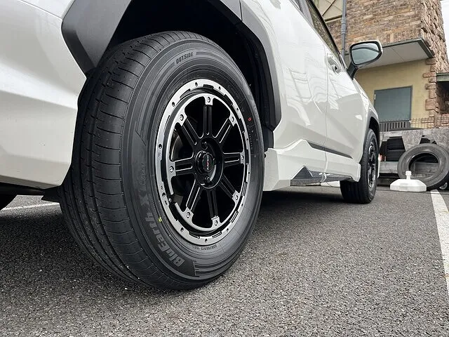 岡崎市 タイヤホイールセット トヨタ RAV4 17インチ 岡崎市 タイヤホイールセット トヨタ RAV4 17インチ