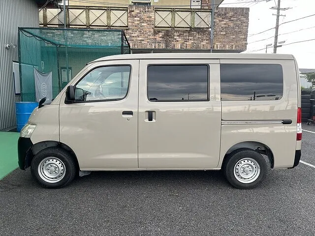 岡崎市 タイヤホイールセット トヨタ S402 タウンエースバン