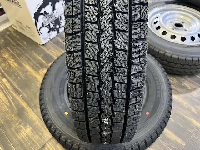 価格｜155/80R14 88/86N BLIZZAK VL10A ブリヂストンタイヤ