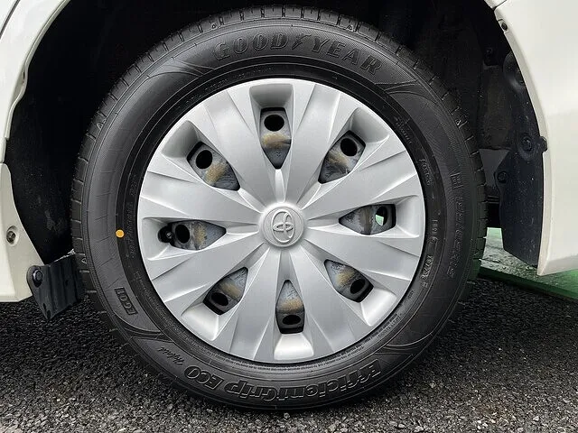 岡崎市 タイヤ交換 ノア 15インチ 195/65R15