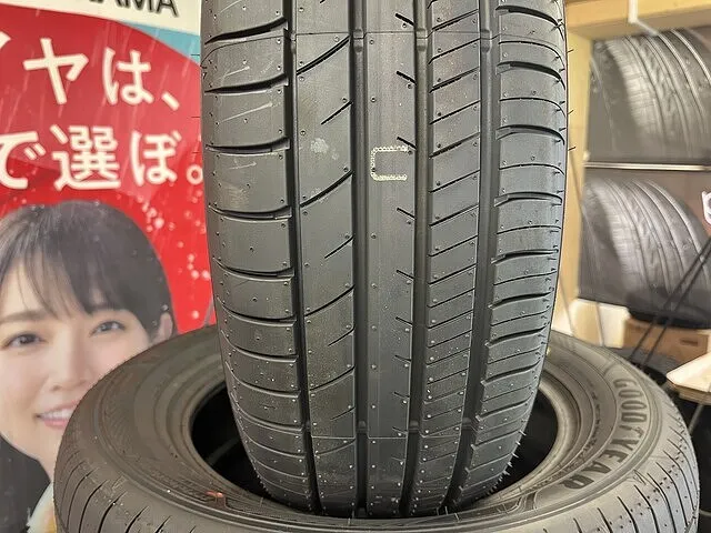 岡崎市 タイヤ交換 ヴォクシー 16インチ 205/60R16