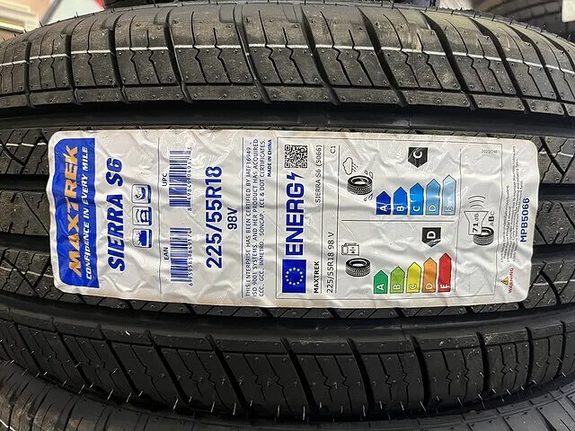 岡崎市 持込タイヤ交換 ハリアー 18インチ 225/55R18