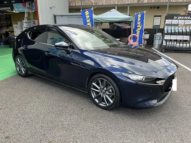 岡崎市 タイヤ交換 MAZDA3 18インチ ハンコック