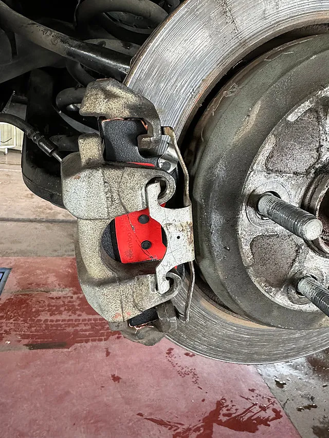JEEP グランドチェロキー リヤブレーキ交換