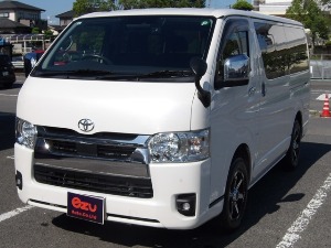 ハイエースバン