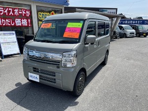 エブリイ