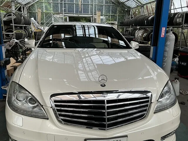 ベンツSクラスエアサス交換‼️