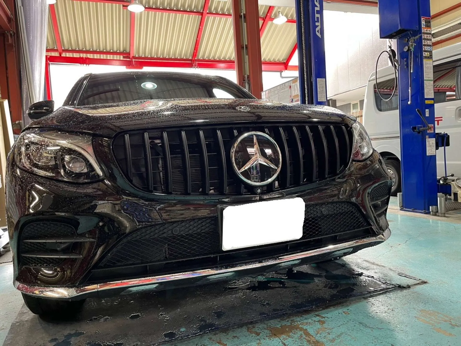 GT 寒い SPIRIT メルセデス ベンツ AMG GLC 63 AMG SUV 1/18