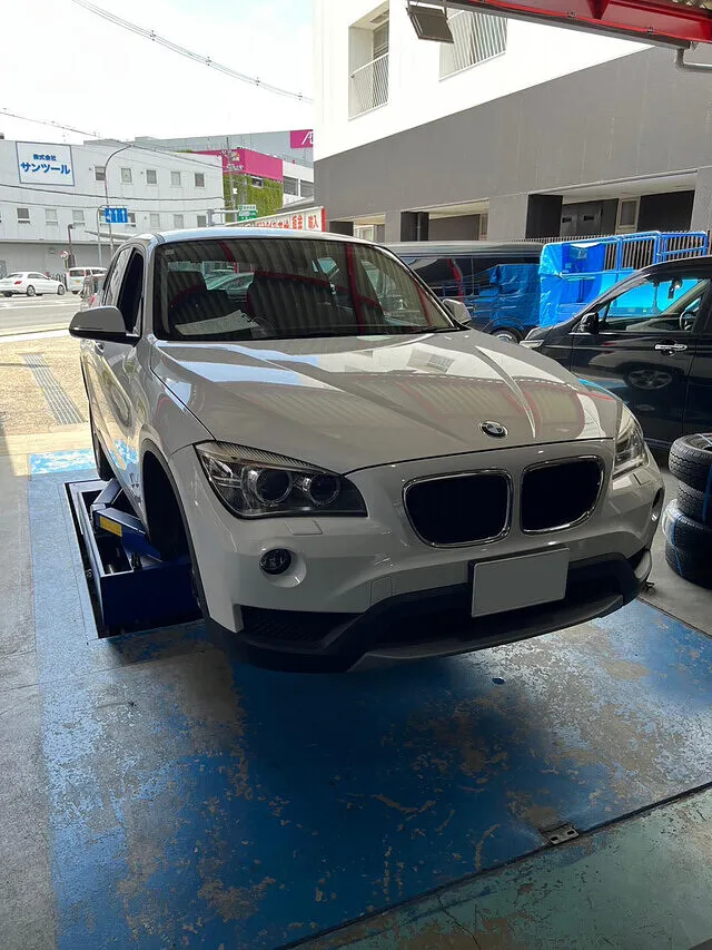 BMW  車検　タイヤ交換　守口　門真　寝屋川