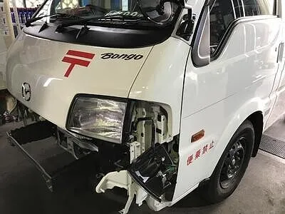 ボンゴバン　バンパー交換　守口　門真　寝屋川　