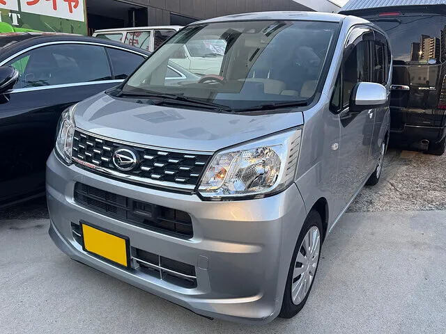 ダイハツ　ムーヴ　鈑金塗装　リアフェンダ―　リアドア　守口　門真