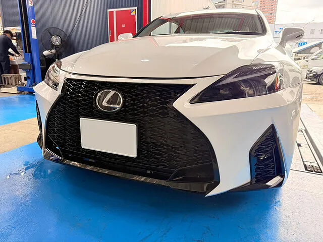 レクサス フロントフェイスチェンジキット、ヘッドユニット交換