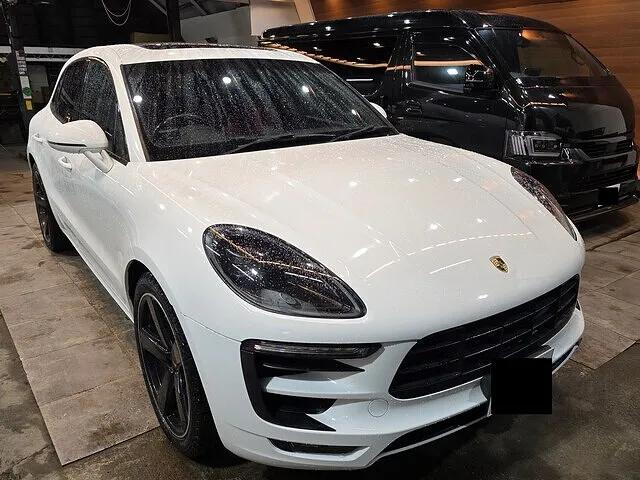 札幌市　白石区　ポルシェマカン　オーディオ交換　コーディング