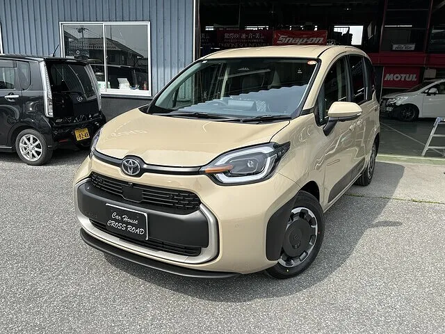 彦根市　トヨタ　シエンタ　新車納車いたしました！