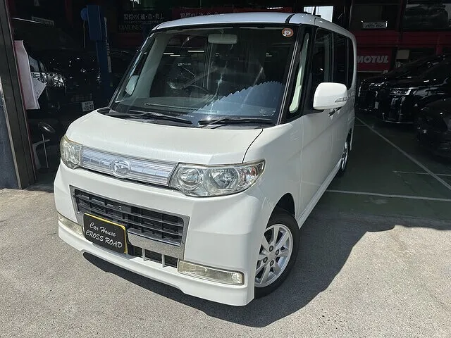 彦根市　ダイハツ　タントカスタム納車いたしました！