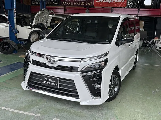 彦根市　トヨタ　ヴォクシー　納車いたしました！