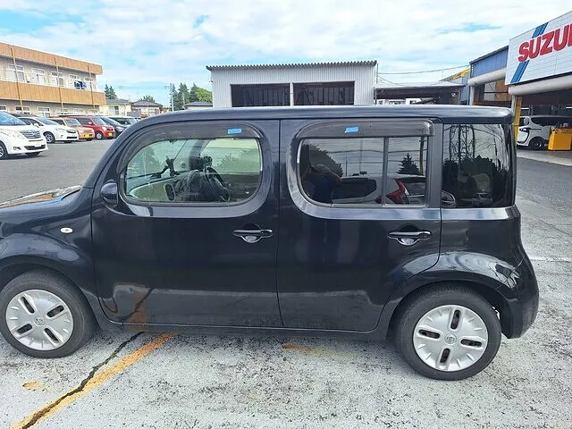 ひたちなか市/ボーディ/鈑金塗装/ニッサン　キューブ