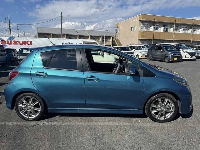 ひたちなか市/全面/鈑金塗装/トヨタ　ヴィッツ