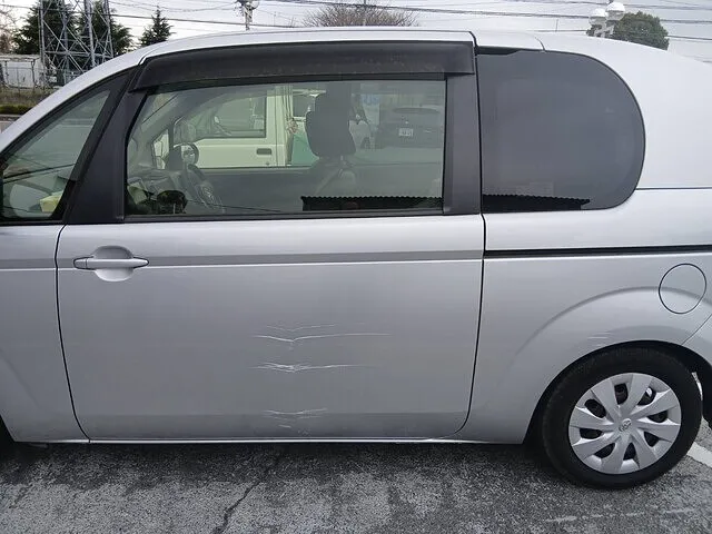 ひたちなか市/LH スライドドア/鈑金塗装/トヨタ　スペイド