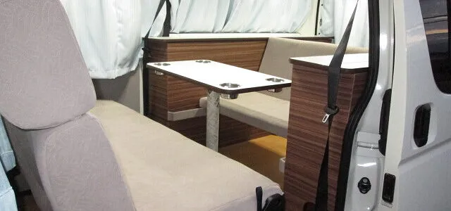 キャンピングカー製作画像