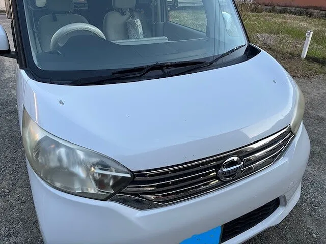 高岡町　板金塗装　日産デイズ　ボンネット修理