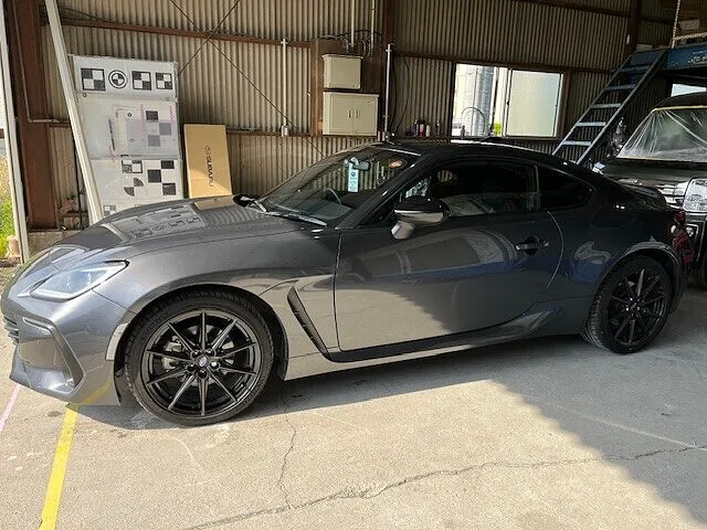 宮崎市　キズ修理　スバルBRZ　フェンダー修理