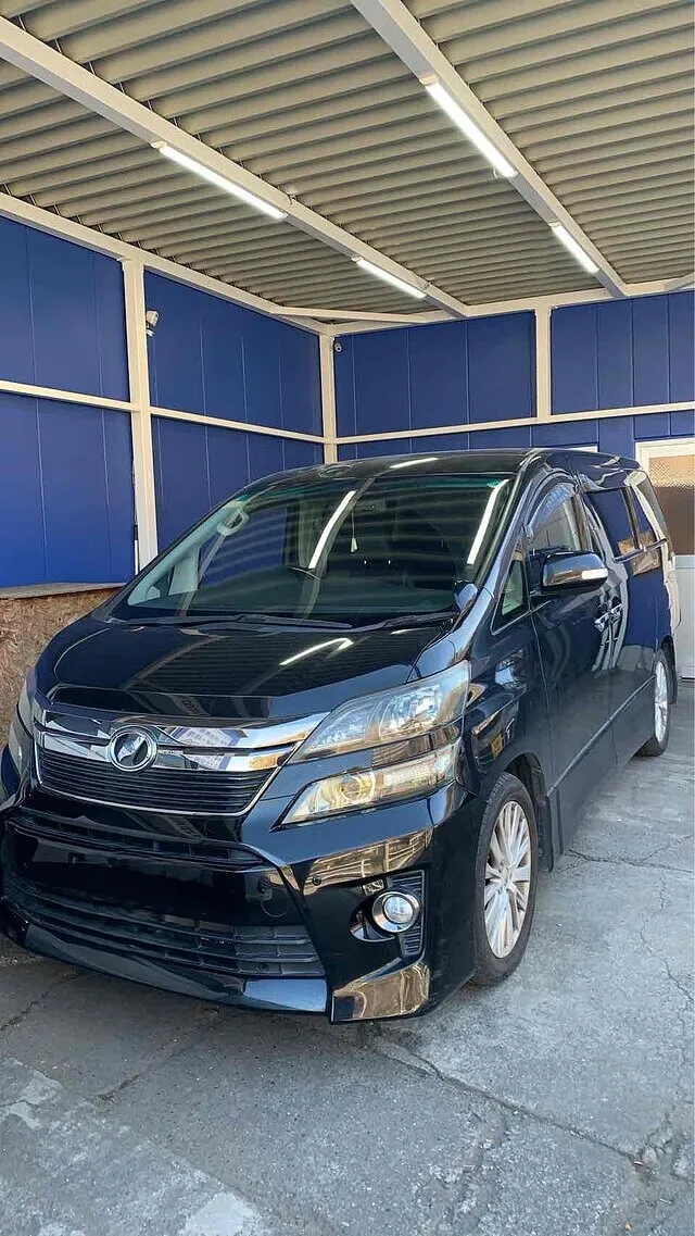 ヴェルファイア　ルーフ板金塗装　神奈川県足柄上郡、足柄下郡、中郡