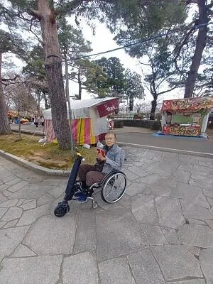 クラウドファンディング　達成